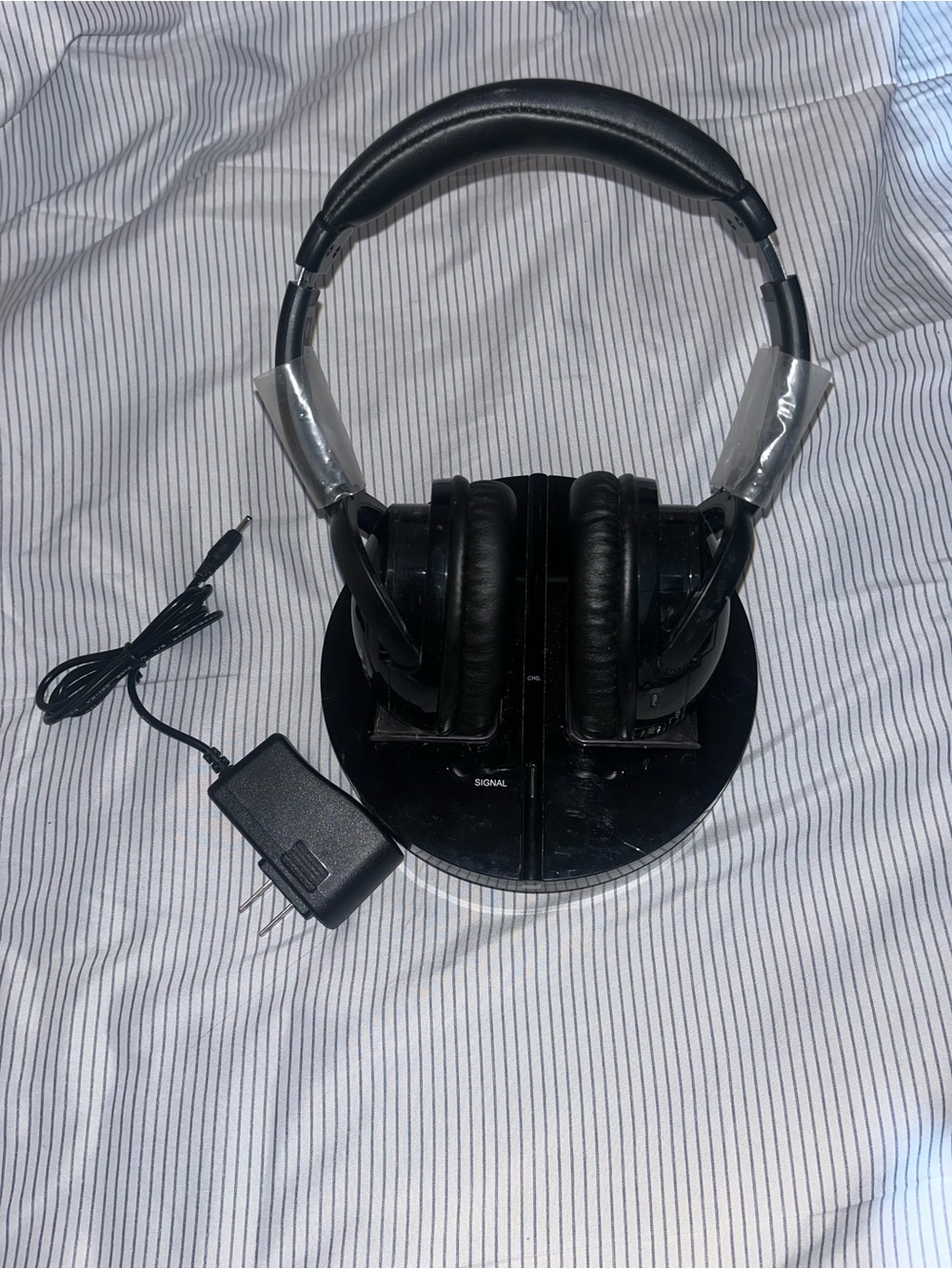 Wireless Over-Ear Headphones with Charging Base - Black